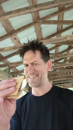 PXL_20240819_220022185.TS.mp4